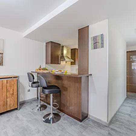 Apartment Horno Cl *